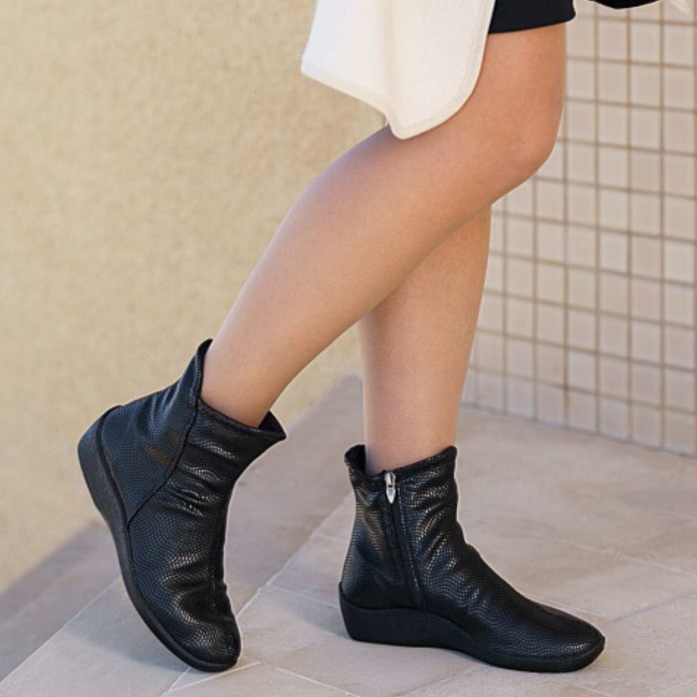 Arcopedico ankle boots best sale