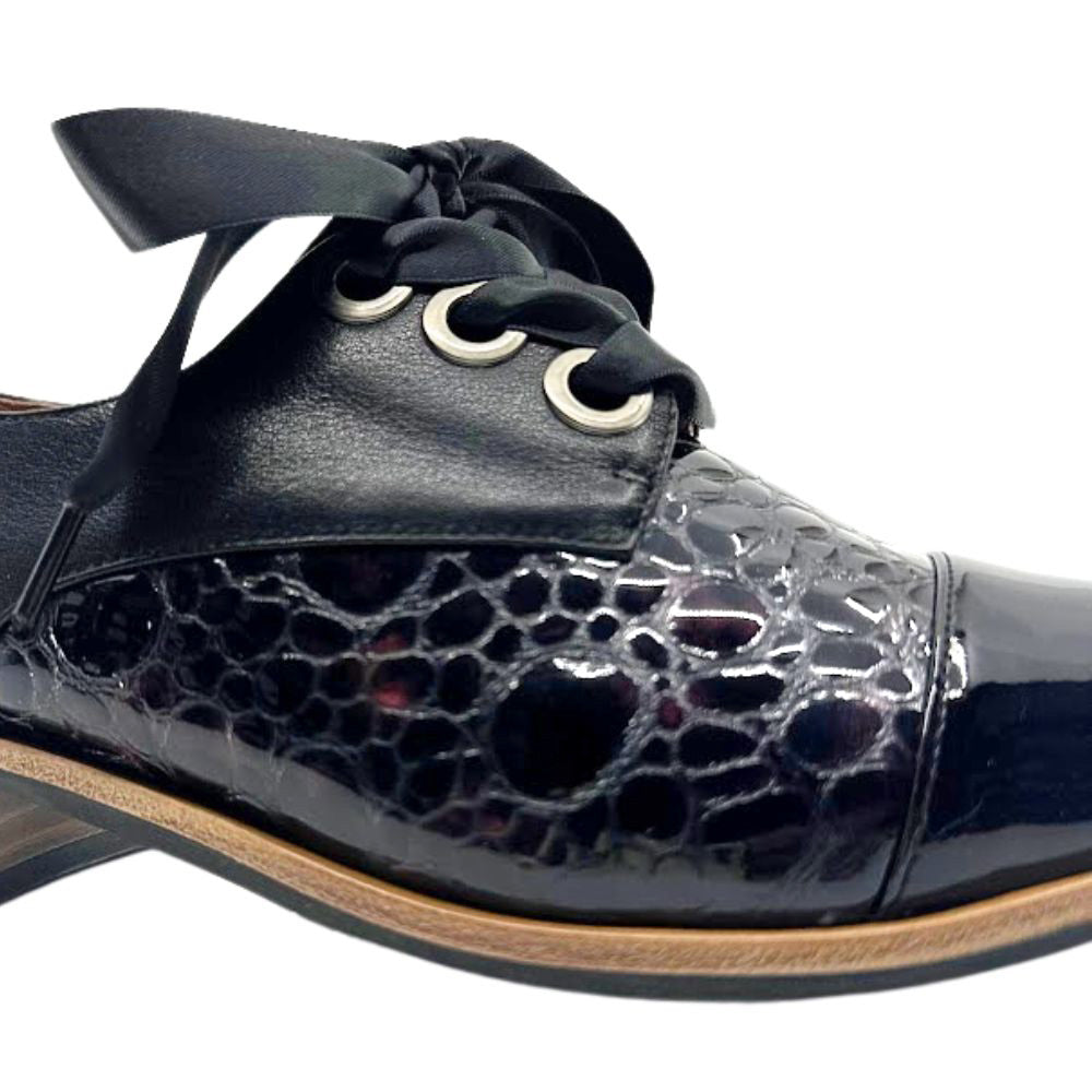 BRESLEY AVIT BLACK BORDO MOON PATENT