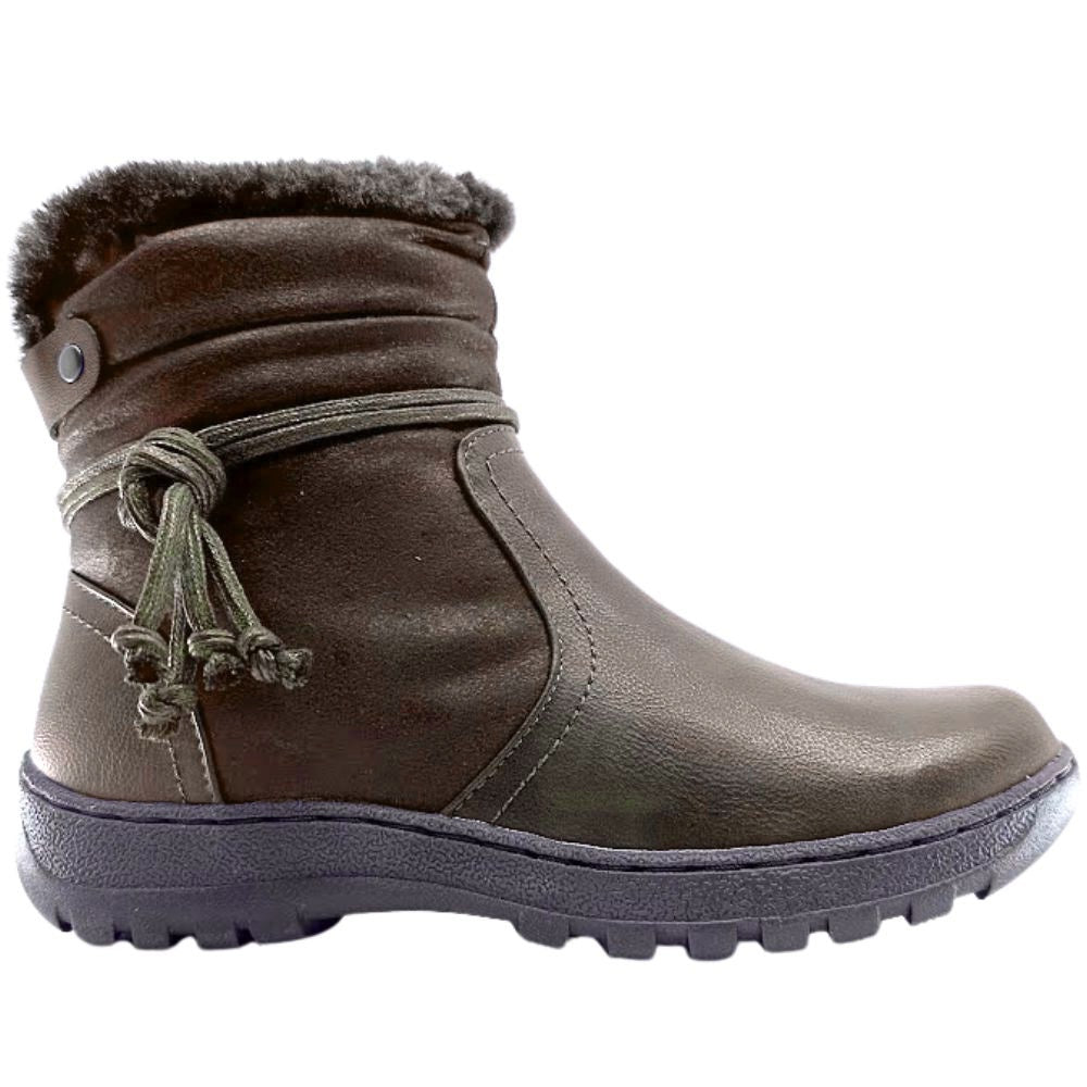 Brown winter boot with fur lining on a white background