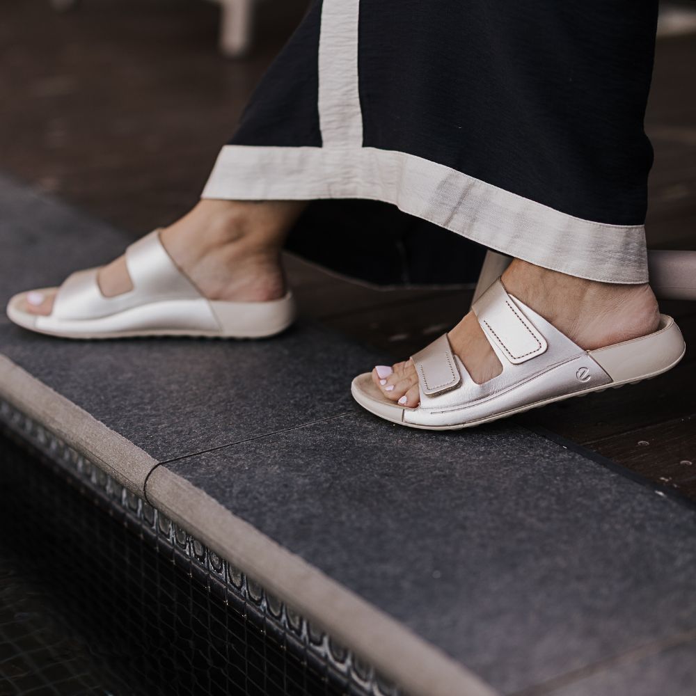 ECCO COZMO PURE WHITE GOLD FOIL