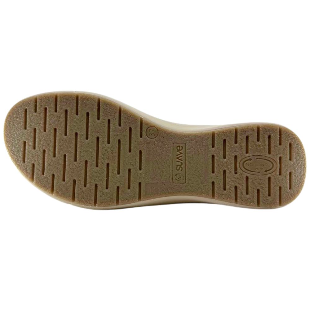 The outsole of a shoe, showing a tan and brown tread pattern with the embossed brand name 'SUAVE' in the center, isolated on a white background.